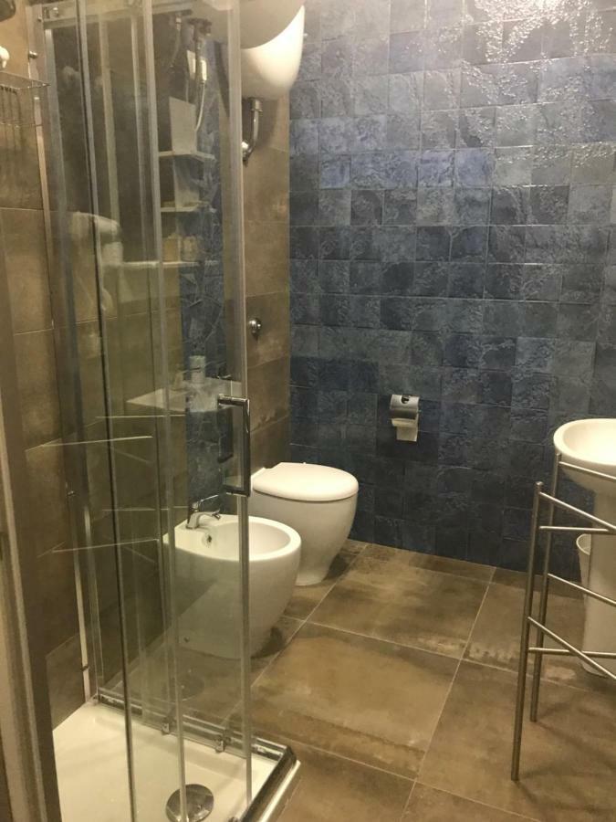 Da Bruno Bed & Breakfast Napoli Bagian luar foto