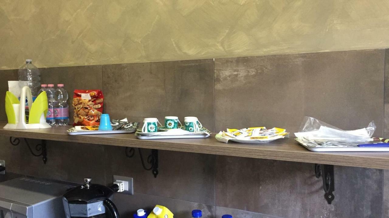 Da Bruno Bed & Breakfast Napoli Bagian luar foto